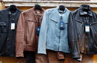 How-to-Fold-a-Leather-Jacket