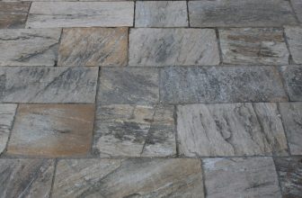 How to Remove Vinegar Stains From Stone Flooring