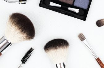 How to Soften Makeup Brushes