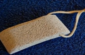 how to clean a pumice stone