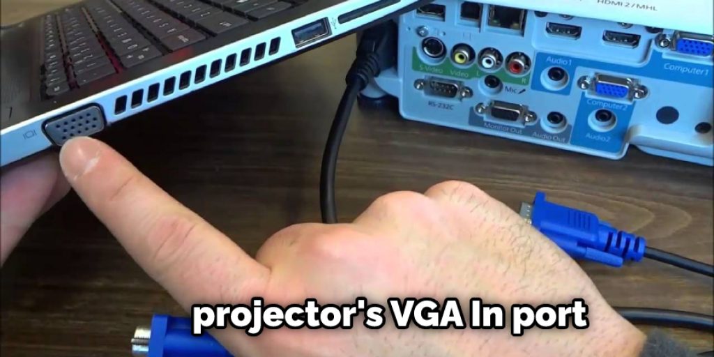  projector's VGA In port
