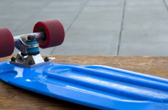 How to Get Plastic Off Skateboard Wheel