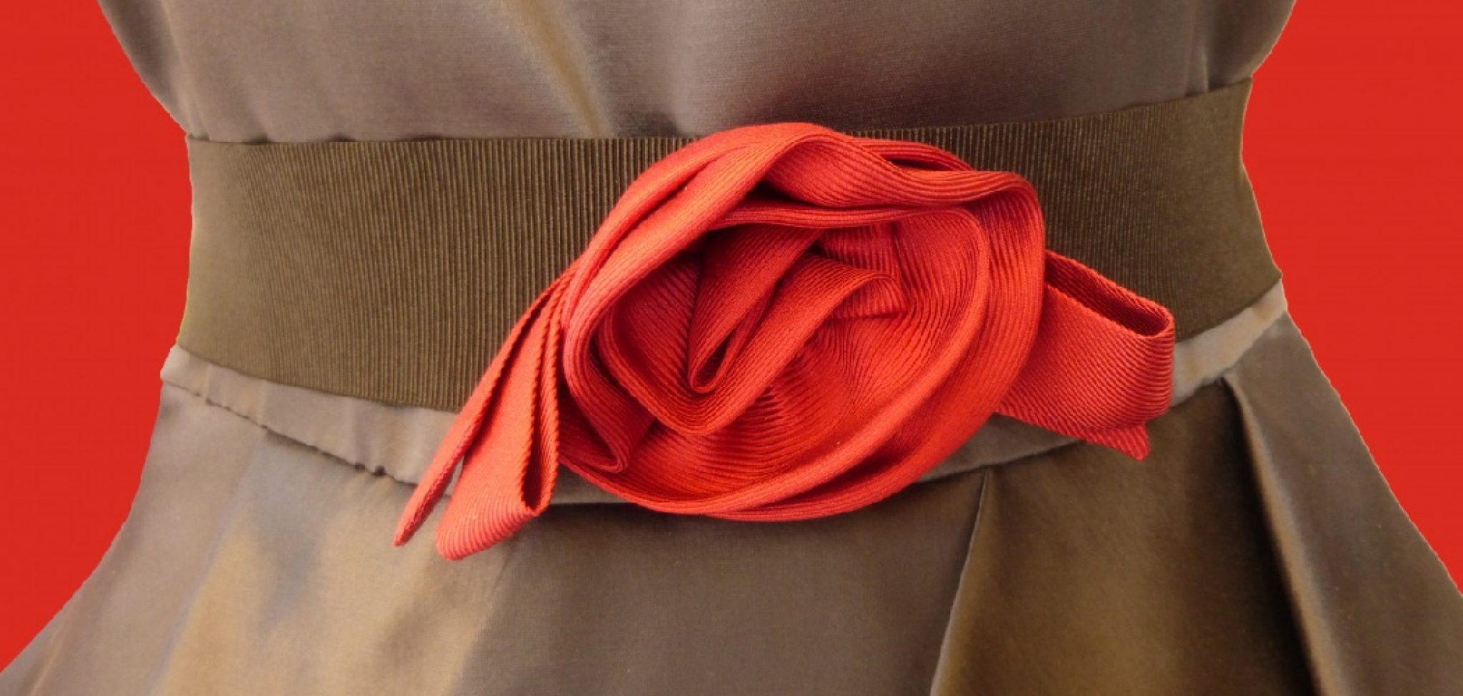 how to tie a sash belt        
        <figure class=