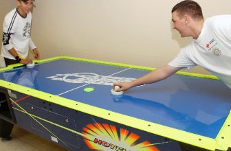How to Clean Air Hockey Table