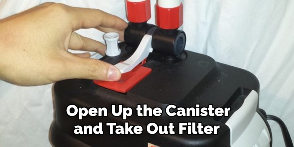Open Up the Canister
and Take Out Filter 