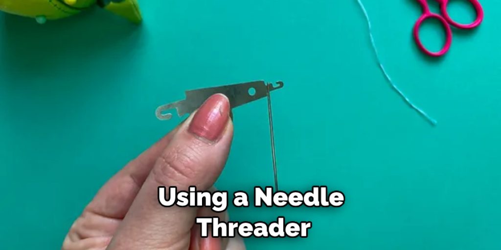 Using a Needle Threader