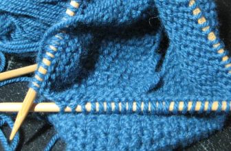 How to Cast on Double Pointed Needles