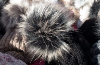 How to Make Faux Fur Pom Poms