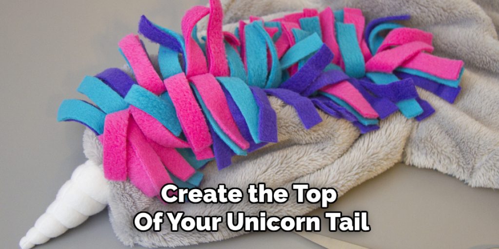 Create the Top 
Of Your Unicorn Tail